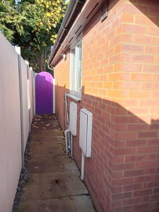 Cosy Bungalow In A Handy Location Market Harborough Kültér fotó